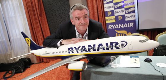 Guerra entre Ryanair y la empresa de alquiler de coches Hertz